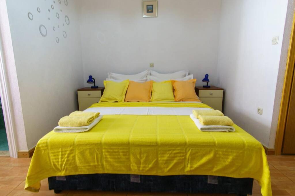 Lovely Studio Apartment For 2 Free Private Parking 마카르스카 외부 사진